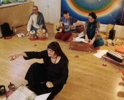 В Ижевске на инструктора по йоге завели дело за организацию праздника в честь бога Шивы