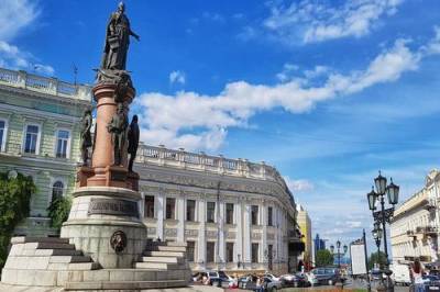 Власти Одессы отказались менять русский текст гимна города на украинский