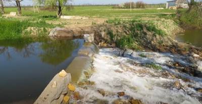 Блогер запечатлел на видео "грандиозный" прорыв водной блокады Крыма