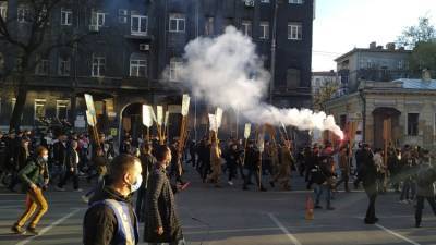 «Страна»: киевлян не порадовал марш в поддержку пособников нацистов
