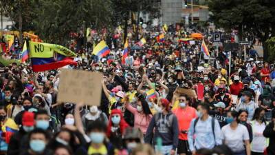 Не менее 17 человек погибли во время протестов в Колумбии