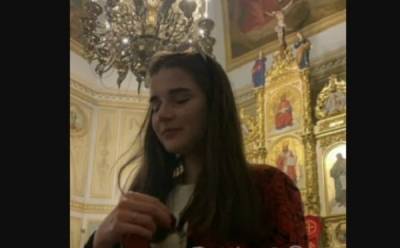 В Киеве девушки пили и курили внутри храма, - СМИ