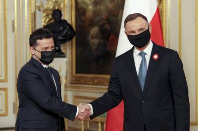 Дуда заявил, что Польша поддерживает европейские стремления Украины