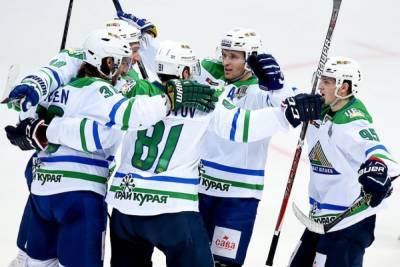 ХК «Салават Юлаев» продлил контракты с 11 хоккеистами