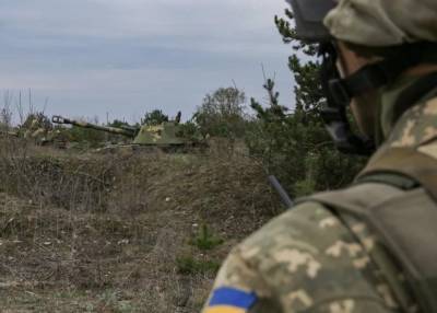 Оккупанты били из гранатометов: как прошел день на Донбассе