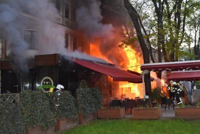 В Одессе несчастье - сгорел ресторан "Щастье"