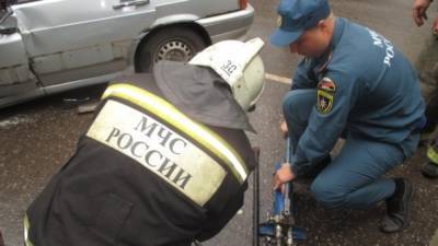 МЧС удалось потушить загоревшиеся фуры под Екатеринбургом