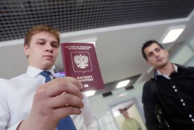 МВД опровергло слухи о запрете выдачи загранпаспортов РФ за рубежом