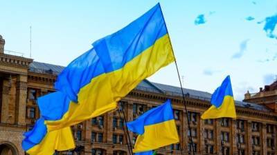 На Украине не стихают страсти вокруг скандального законопроекта Зеленского о коренных народах