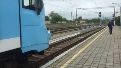 Железнодорожное сообщение с Севастополем частично восстановлено: видео
