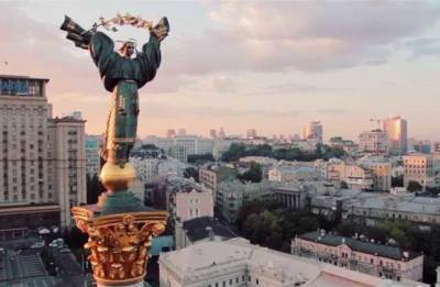 Зеленский в День Киева: люблю тебя, старенький