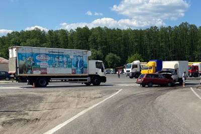 На трассе в Белгородской области не разъехались фургон и «Жигули»: пострадала женщина