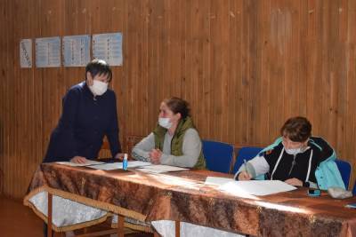 В Оленино Тверской области работают шесть участков предварительного голосования