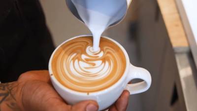 Продлевает молодость и снижает риск диабета: медики рассказали, как растворимый кофе влияет на организм