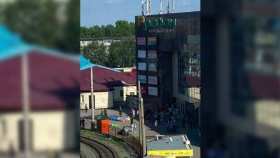 Двое детей получили травмы при взрыве надувного батута в Барнауле