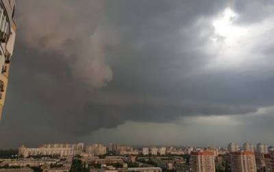 Киевлян предупредили о сложных погодных условиях