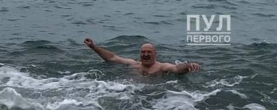 Лукашенко искупался в Черном море после приглашения Путина