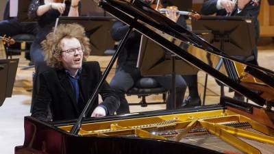 Пианист Сергей Редькин занял второе место на конкурсе имени королевы Елизаветы в Брюсселе