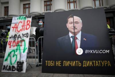 «Тобі не личить диктатура»: як на Банковій вимагали справедливого суду для Стерненка