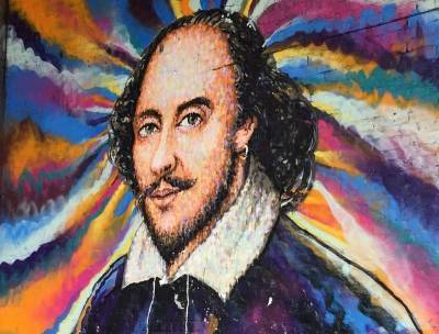 В Великобритании после вакцинации от COVID-19 умер Уильям Шекспир (ВИДЕО) и мира