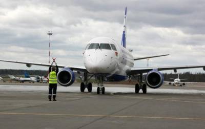 Самолеты Белавиа начали облетать Украину