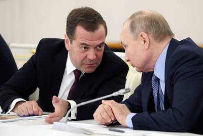 Бывший кремлевский повар раскрыл предпочтения Путина и Медведева в еде