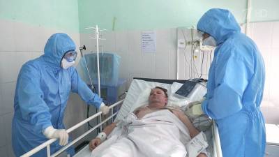 В России за последние сутки выявлено 9 694 новых случая коронавируса