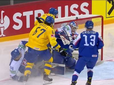 Швеция, Канада и Латвия «выгрызают» шанс продолжить борьбу на ЧМ по хоккею