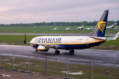 Минтранс Белоруссии объяснил экстренную посадку самолета Ryanair в Минске