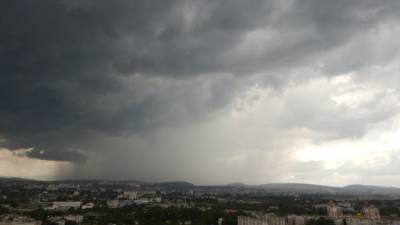 Погода в Крыму на понедельник: снова грозы