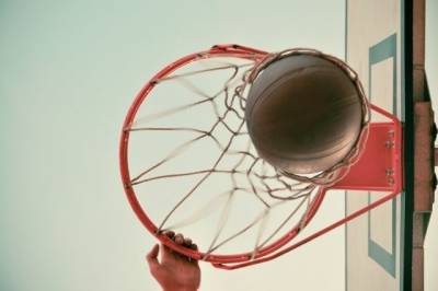 «Анадолу Эфес» впервые выиграл баскетбольную Евролигу