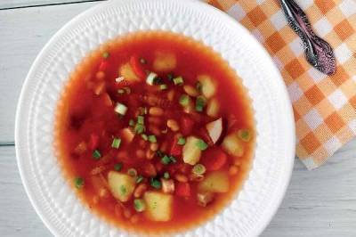 Низкокалорийный суп с фасолью: рецепт вкусного блюда для худеющих