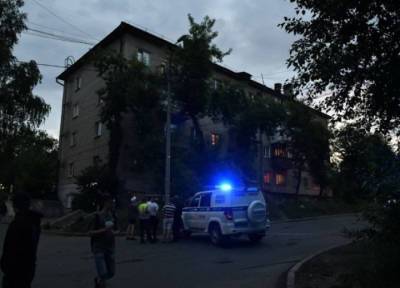 Стрельбу из окна по людям в Екатеринбурге открыл бывший полицейский