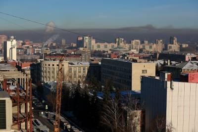 Жители Челябинска пожаловались на запах «кислятины». Власти объяснили это туманом