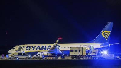 Ещё один "заминированный" самолёт Ryanair экстренно посадили в Европе