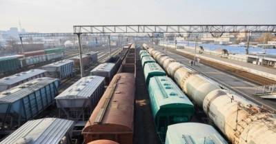 Железнодорожные схемы. Зачем Минюст помогает и дальше ввозить подержанные вагоны из России