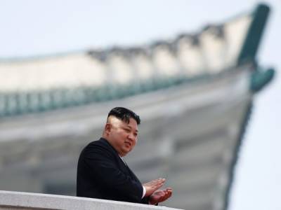 Лидер Северной Кореи Ким Чен Ын не появлялся на публике уже почти в течение месяца