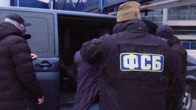 ФСБ пресекла деятельность почти 100 подпольных оружейников