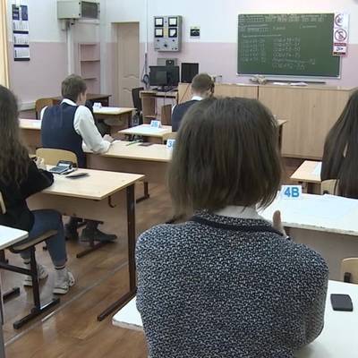 Основной период сдачи ЕГЭ начинается в России для выпускников 11-х классов