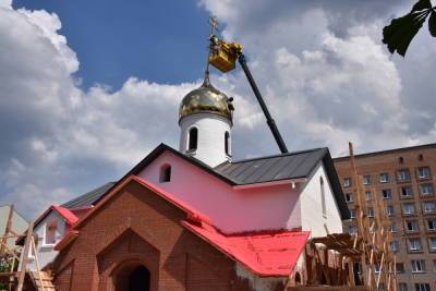 Митрополит Марк осветил купол, колокола и крест будущего храма на территории Академии ФСИН