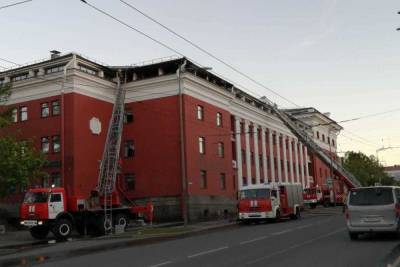 Горевшая в Петрозаводске гостиница «Северная» сильно не пострадала