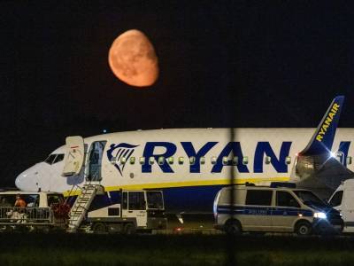 В Берлине из-за угрозы минирования экстренно сел самолет Ryanair