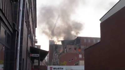 В офисном здании в Гамбурге прогремел взрыв (видео)