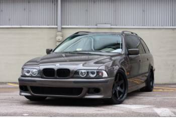 Три проверенных поколения BMW M5: особенности