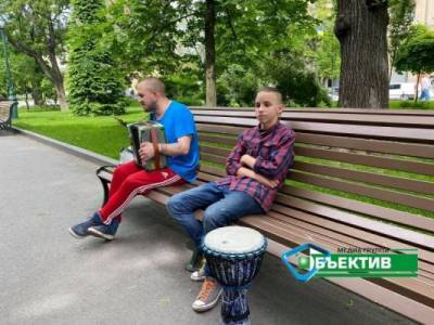Игры «патриотов» в Харькове: уличные музыканты и «Нацкорпус»