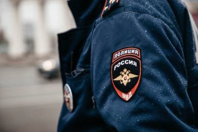 Жителей Тверской области остановил патруль, когда они ехали с крадеными вещами