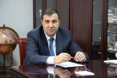 Экс-главу Дербентского района Дагестана приговорили к 6 годам колонии за растрату