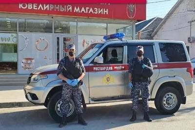 В Джанкое гражданин Украины попытался ограбить ювелирный магазин
