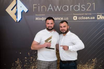 CreditPlus второй год подряд одерживает победу в номинации FinAwards 2021