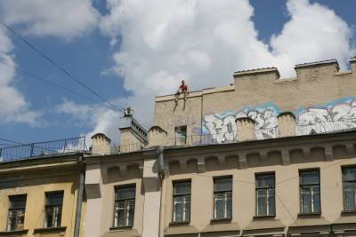 Суд Петербурга запретил сайт руферов «Первые по крышам»